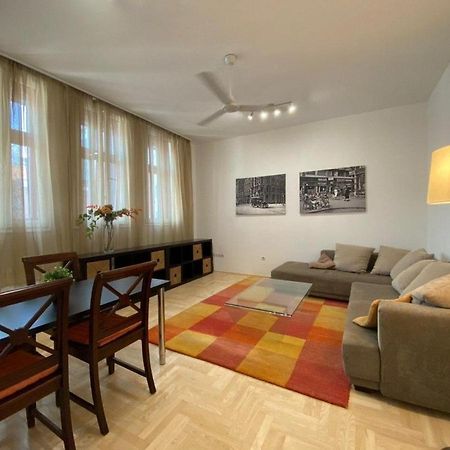 Downtown Gozsdu Vibe Apartments Budapest Ngoại thất bức ảnh